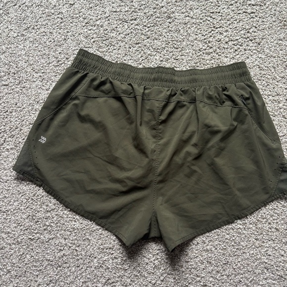 All in Motion Green Athletic Shorts Elastic Waistband Lightweight Athleisure XL - Picture 6 of 9